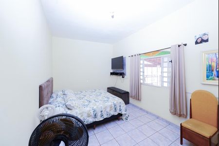 Casa à venda com 270m², 1 quarto e 4 vagas Casa à venda com 270m², 1 quarto e 4 vagasQuarto 2