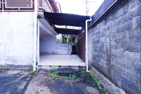 Casa à venda com 270m², 1 quarto e 4 vagas Casa à venda com 270m², 1 quarto e 4 vagasQuintal