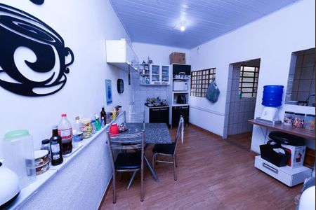 Casa à venda com 270m², 1 quarto e 4 vagas Casa à venda com 270m², 1 quarto e 4 vagasCozinha