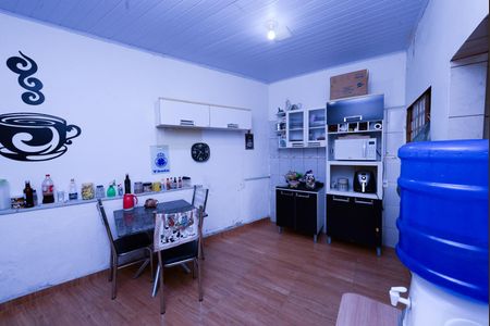 Casa à venda com 270m², 1 quarto e 4 vagas Casa à venda com 270m², 1 quarto e 4 vagasCozinha