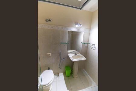 Casa para alugar com 198m², 4 quartos e 3 vagasBanheiro Social