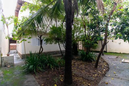 Casa para alugar com 198m², 4 quartos e 3 vagasÁrea externa