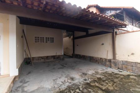 Casa para alugar com 198m², 4 quartos e 3 vagasGaragem