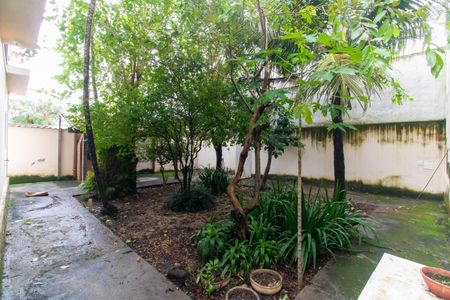 Casa para alugar com 198m², 4 quartos e 3 vagasÁrea externa