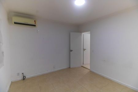 Casa para alugar com 198m², 4 quartos e 3 vagasQuarto 1