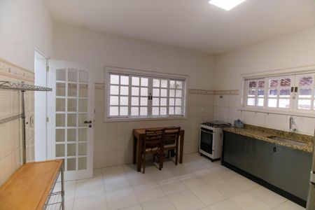Casa para alugar com 198m², 4 quartos e 3 vagasCozinha