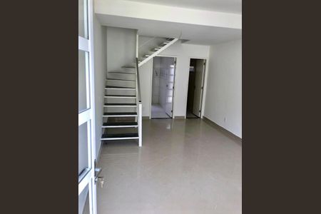 Casa para alugar com 70m², 2 quartos e 1 vagaSala