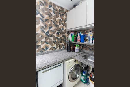 Casa de condomínio à venda com 70m², 2 quartos e 1 vaga Casa de condomínio à venda com 70m², 2 quartos e 1 vagaÁrea de Serviço