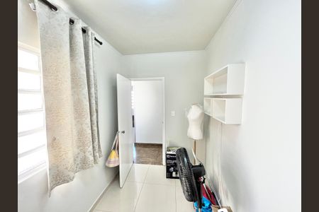 Casa à venda com 288m², 3 quartos e 3 vagasQuarto 2 - Escritório