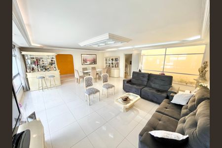 Sala de casa à venda com 3 quartos, 288m² em Jardim Franca, São Paulo