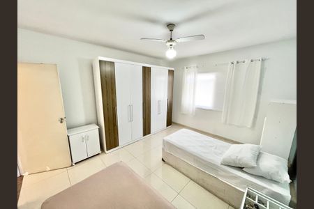 Casa à venda com 288m², 3 quartos e 3 vagasQuarto 4