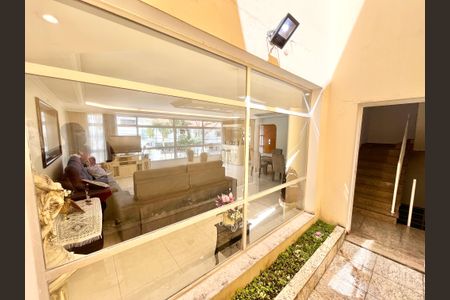 Casa à venda com 288m², 3 quartos e 3 vagasJardim de Inverno