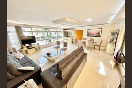 Sala de casa à venda com 3 quartos, 288m² em Jardim Franca, São Paulo