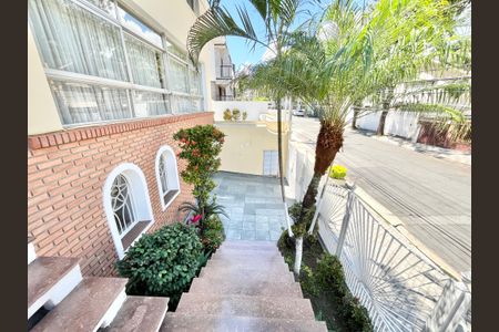 Casa à venda com 288m², 3 quartos e 3 vagasEntrada