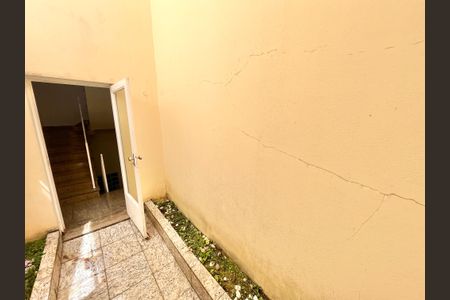 Casa à venda com 288m², 3 quartos e 3 vagasJardim de Inverno