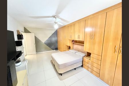 Casa à venda com 288m², 3 quartos e 3 vagasQuarto 3