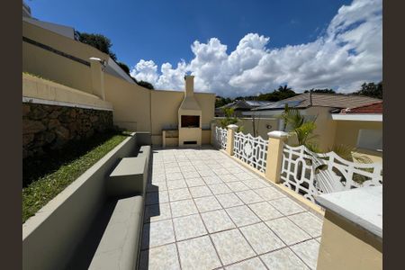 Casa à venda com 288m², 3 quartos e 3 vagasChurrasqueira