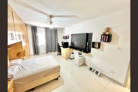 Casa à venda com 288m², 3 quartos e 3 vagasQuarto 3