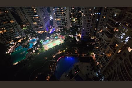 Apartamento à venda com 74m², 2 quartos e 2 vagasVista da varanda