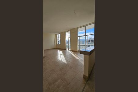 Apartamento à venda com 74m², 2 quartos e 2 vagasSala/Quarto