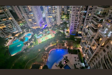 Apartamento à venda com 74m², 2 quartos e 2 vagasVista da varanda