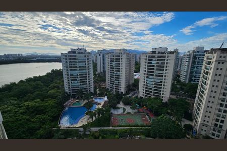 Apartamento à venda com 74m², 2 quartos e 2 vagasVista da varanda