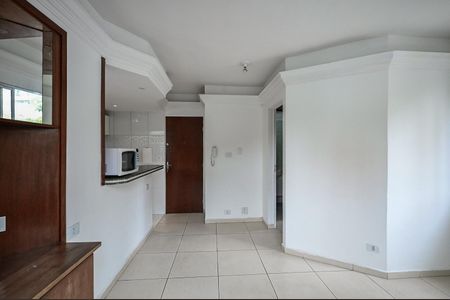 Sala de apartamento para alugar com 1 quarto, 40m² em Jardim Londrina, São Paulo