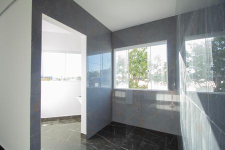 Casa para alugar com 66m², 2 quartos e 1 vaga