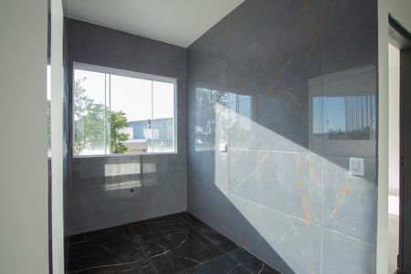 Casa para alugar com 66m², 2 quartos e 1 vaga