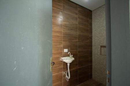 Casa para alugar com 66m², 2 quartos e 1 vaga