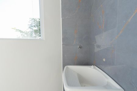 Casa para alugar com 66m², 2 quartos e 1 vaga