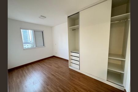 Quarto de apartamento à venda com 2 quartos, 65m² em Bosque, Campinas