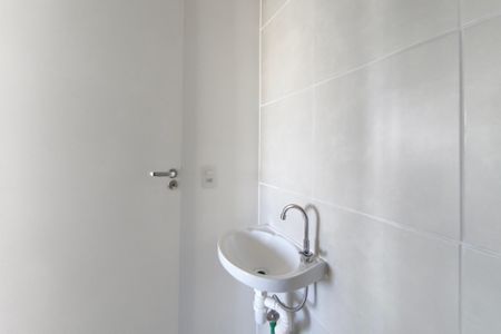 Apartamento para alugar com 50m², 2 quartos e sem vaga Apartamento para alugar com 50m², 2 quartos e sem vagaBanheiro