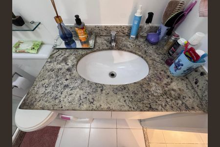 Apartamento à venda com 83m², 3 quartos e 1 vagaBanheiro Social