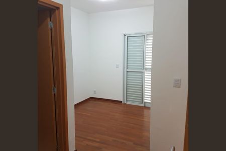 Apartamento à venda com 74m², 3 quartos e 1 vagaQuarto