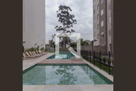 Apartamento para alugar com 28m², 1 quarto e sem vaga Apartamento para alugar com 28m², 1 quarto e sem vagaÁrea comum - Piscina