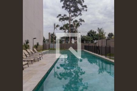 Apartamento para alugar com 28m², 1 quarto e sem vaga Apartamento para alugar com 28m², 1 quarto e sem vagaÁrea comum - Piscina