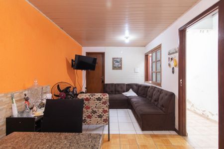 Sala de casa à venda com 5 quartos, 200m² em Restinga, Porto Alegre