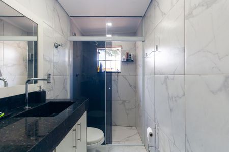 Casa para alugar com 110m², 2 quartos e 1 vaga Casa para alugar com 110m², 2 quartos e 1 vagaBanheiro da Suíte