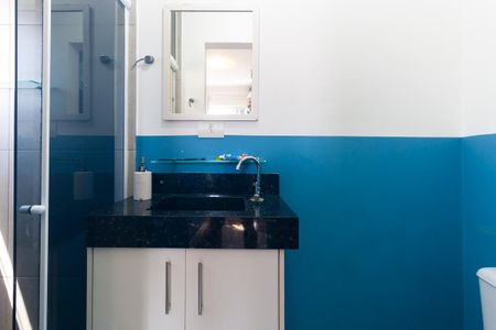 Casa para alugar com 110m², 2 quartos e 1 vaga Casa para alugar com 110m², 2 quartos e 1 vagaBanheiro do Quarto 2