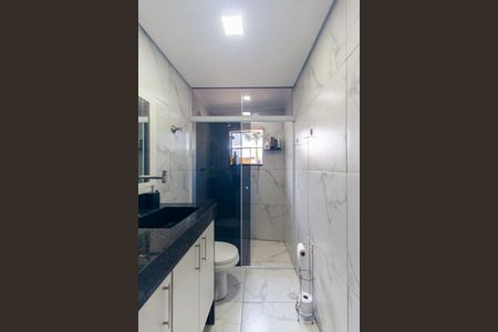 Casa para alugar com 110m², 2 quartos e 1 vaga Casa para alugar com 110m², 2 quartos e 1 vagaBanheiro da Suíte