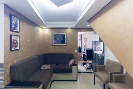 Casa para alugar com 110m², 2 quartos e 1 vaga Casa para alugar com 110m², 2 quartos e 1 vagaSala