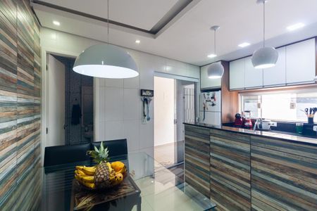 Cozinha de casa para alugar com 2 quartos, 84m² em Jardim Vila Carrao, São Paulo