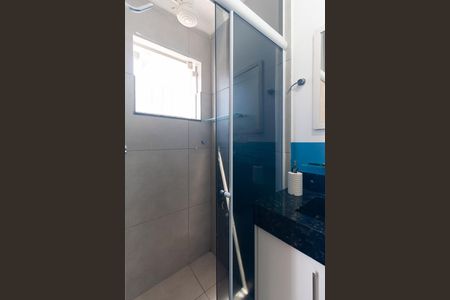 Casa para alugar com 110m², 2 quartos e 1 vaga Casa para alugar com 110m², 2 quartos e 1 vagaBanheiro do Quarto 2