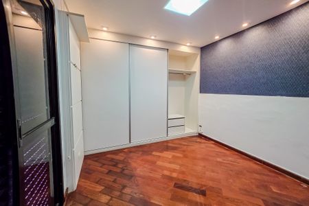 Apartamento à venda com 144m², 4 quartos e 2 vagas Apartamento à venda com 144m², 4 quartos e 2 vagasSuíte 2