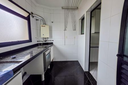 Apartamento à venda com 144m², 4 quartos e 2 vagas Apartamento à venda com 144m², 4 quartos e 2 vagasÁrea de Serviço