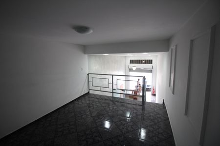 Casa para alugar com 650m², 4 quartos e 4 vagasLoja 1