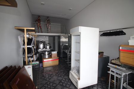 Casa para alugar com 650m², 4 quartos e 4 vagasLoja 2