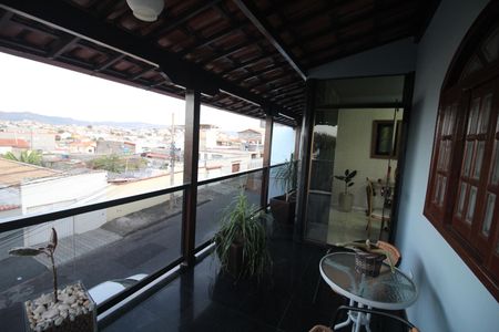 Casa para alugar com 650m², 4 quartos e 4 vagasVaranda