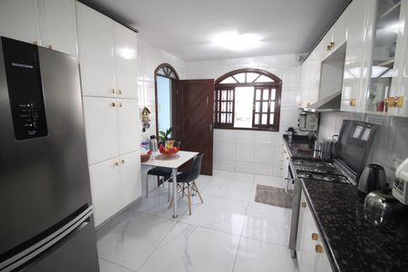 Casa para alugar com 650m², 4 quartos e 4 vagasCozinha